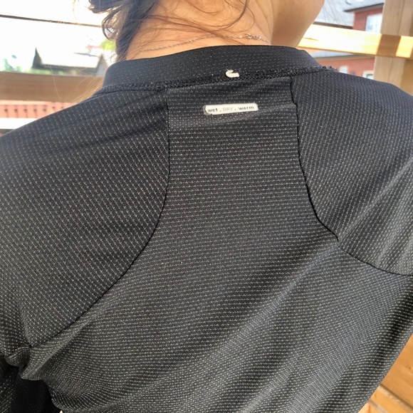 LuLu Lemon Athletica Long Sleeve Top - Picture 5 of 7